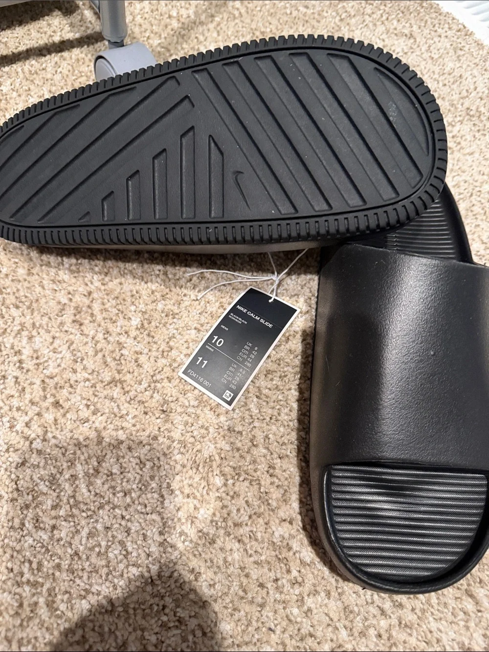 Nike Men’s Black Calm Slide  Slip-On Sandal Size 10 Mens, 11 Womens -New in box.